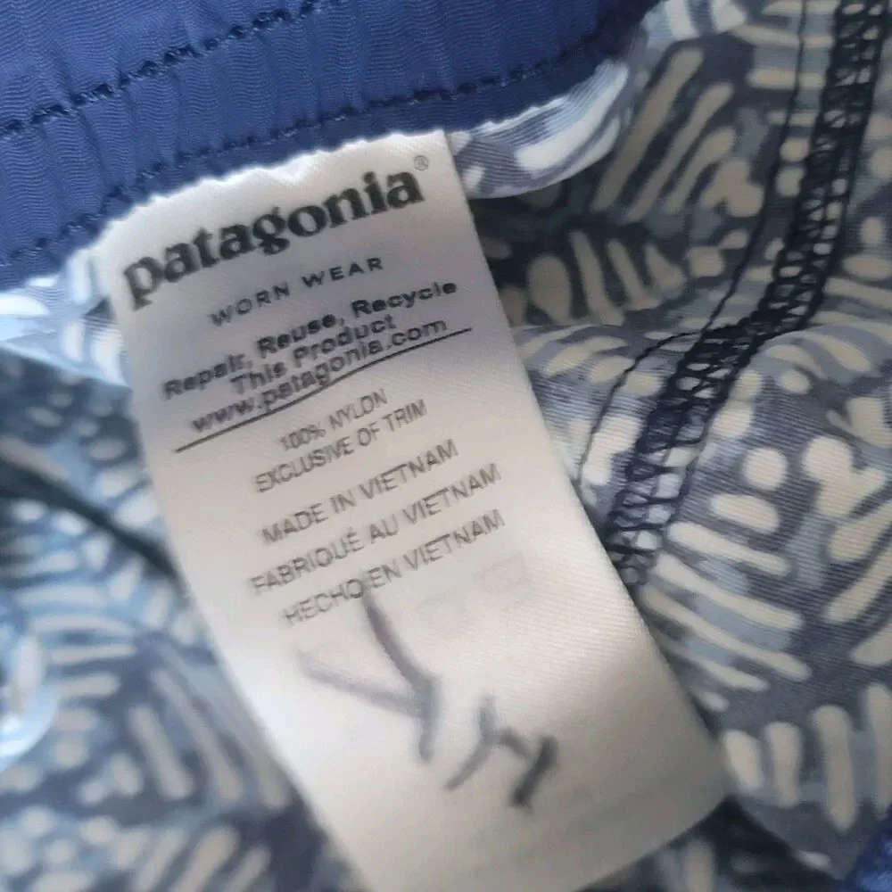 PATAGONIA Girls Batik COSTA RICA BAGGIES Swim shorts Unlined Size L